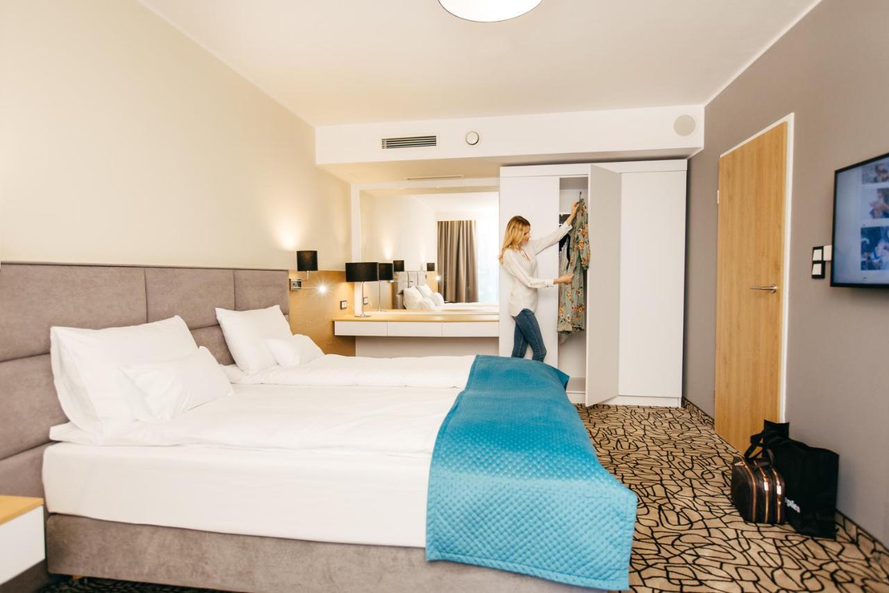 Aparthotel Termy Uniejow Bagian luar foto