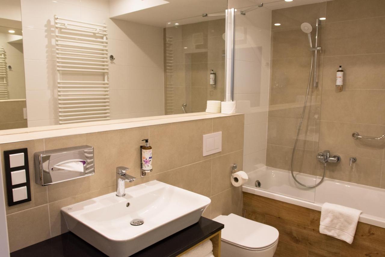 Aparthotel Termy Uniejow Bagian luar foto