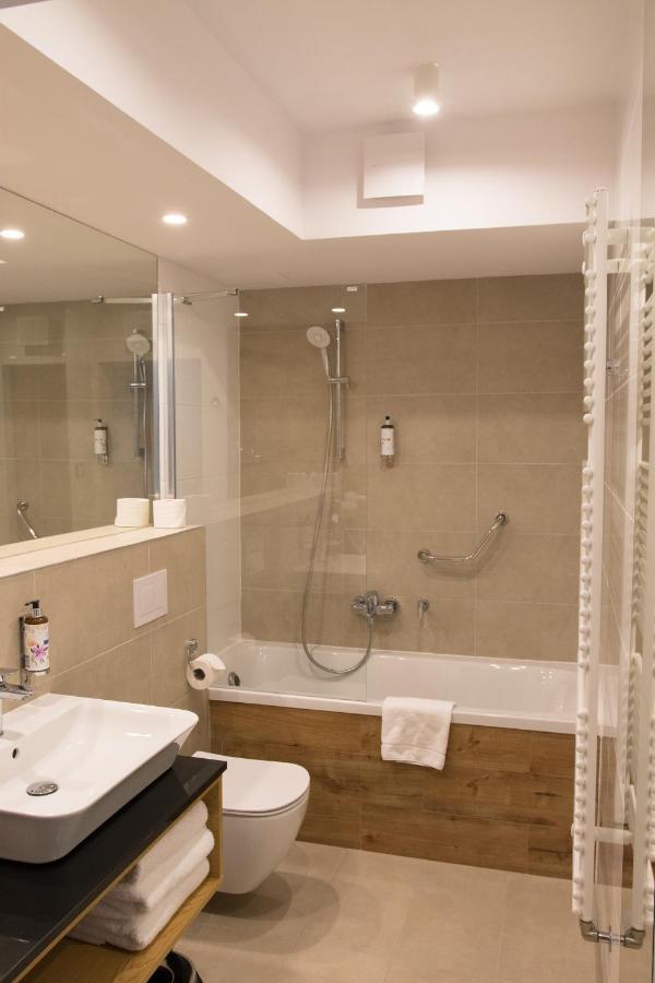Aparthotel Termy Uniejow Bagian luar foto