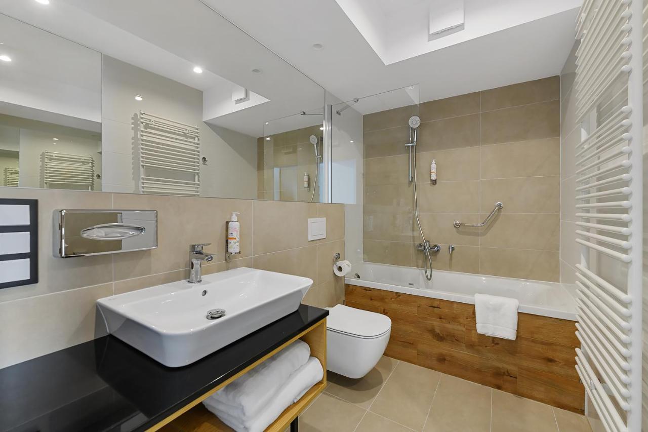 Aparthotel Termy Uniejow Bagian luar foto