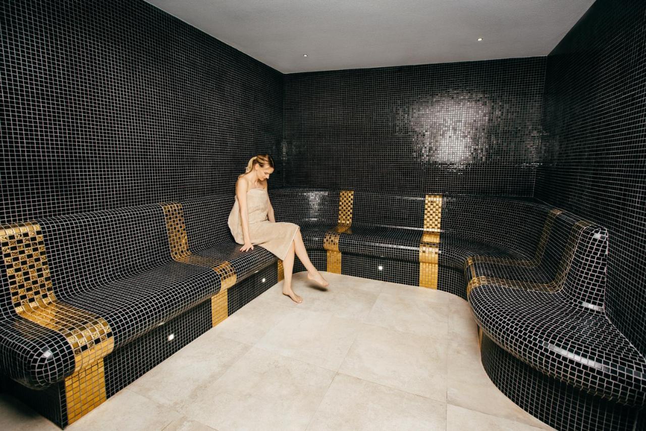 Aparthotel Termy Uniejow Bagian luar foto